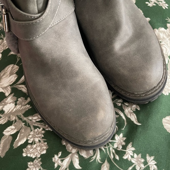 Nautica Boots - Picture 2 of 7